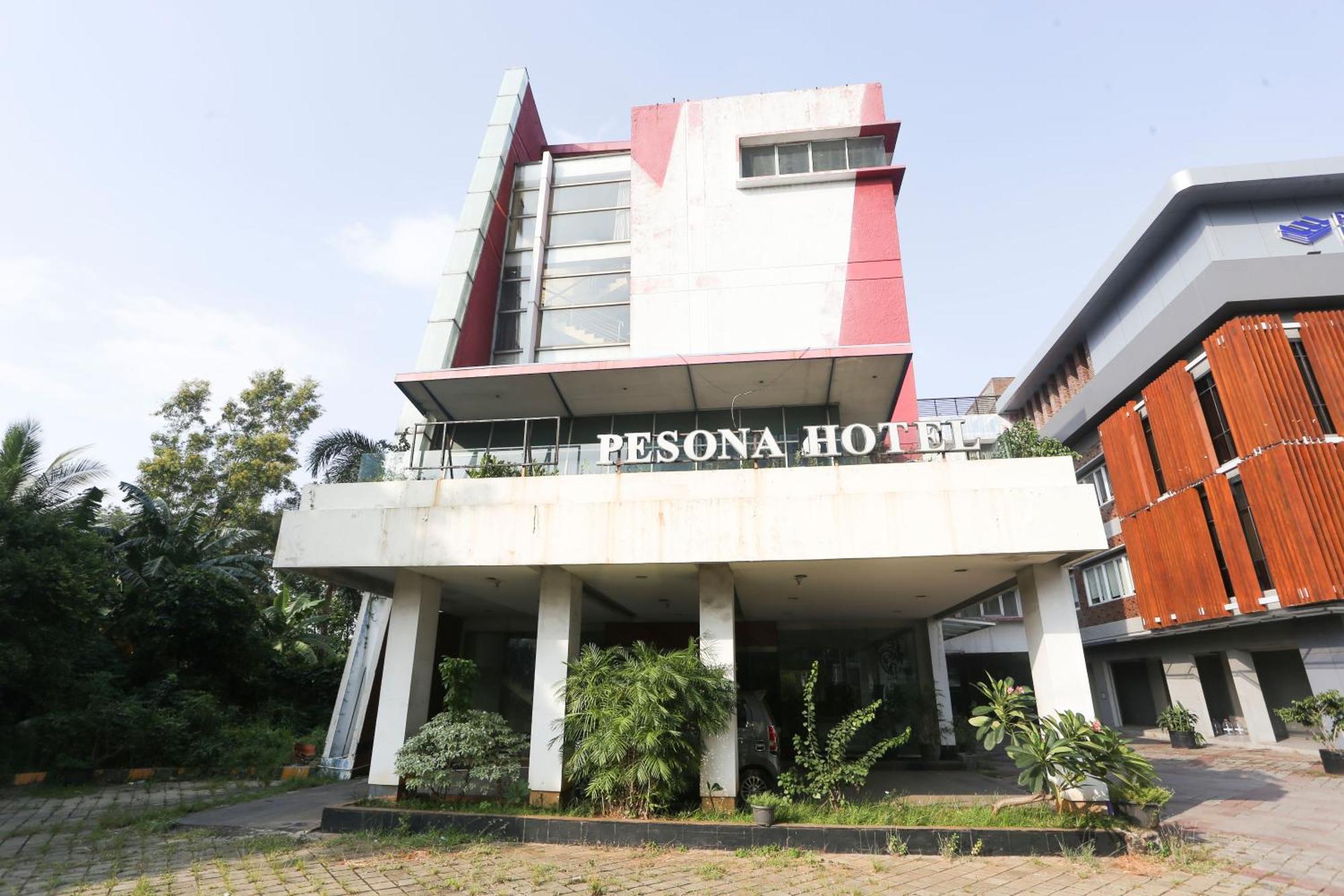 Collection O Hotel Pesona Cikarang Near Pollux Mall Екстер'єр фото